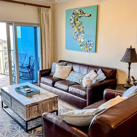 Crystal Tower 1005 Apartment